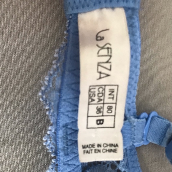 light blue push-up bra - Picture 3 of 3